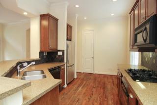 5922 Center St, Houston TX  77007-3005 exterior