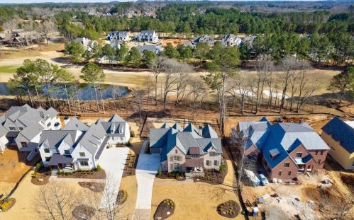 628 Crescent River Pass, Suwanee GA  30024 exterior
