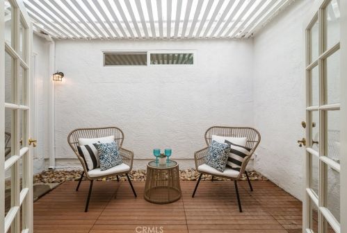 18901 Antioch Dr, Irvine CA  92603-3305 exterior
