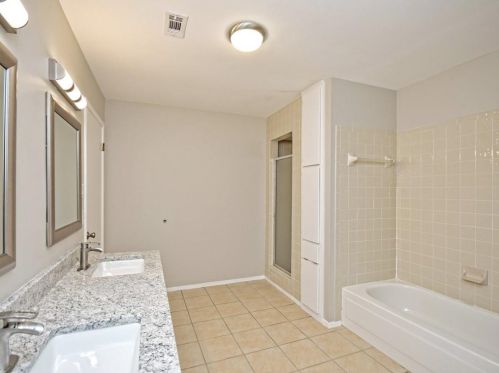 8302 Farmington Ct, Austin TX  78736-1744 exterior