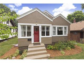 2539 Arthur St, Minneapolis, MN 55418-3901