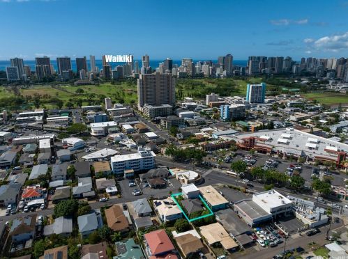 3112 Mokihana St, Honolulu HI  96816-1203 exterior