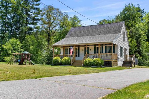5 Webster Cir, Hillsboro, NH 03244-5423