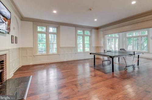 23 Sayre Dr, Princeton NJ  08540-5805 exterior