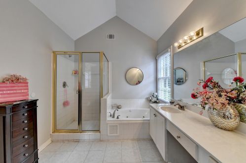 3139 Blairhill Ct, Atlanta GA  30340-4500 exterior