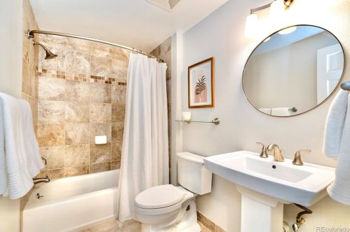 7947 Trenton St, Englewood CO  80112-3320 exterior