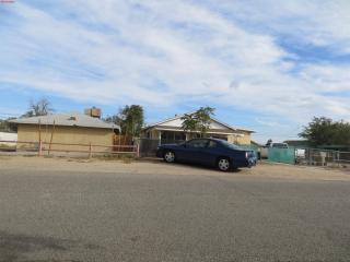 16524 Chestnut St, Hesperia CA  92345-3212 exterior