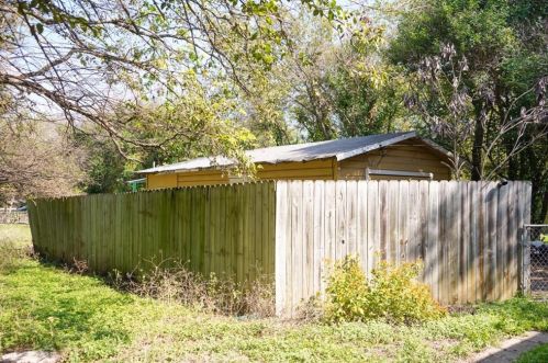 200 Beaver St, Austin TX  78753-5529 exterior