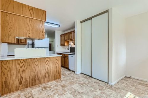 2566 Quintero Way, Aurora CO  80013-1558 exterior