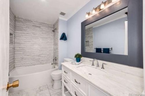 6256 Peakview Pl, Englewood CO 80111-4327 exterior