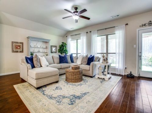 10413 Turning Leaf Trl, Fort Worth TX  76131-3981 exterior