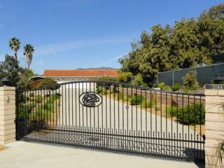 2144 Ash St, Escondido, CA 92026-1446