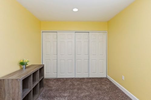 17368 Owl Tree Rd, Riverside CA  92504-9529 exterior