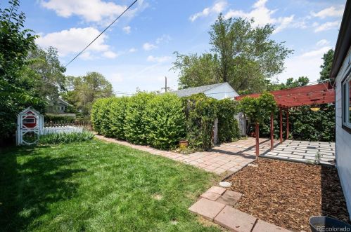 1025 King St, Denver CO 80219-5353 exterior