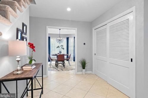 301 Ridgeview Rd, Princeton NJ  08540-7668 exterior