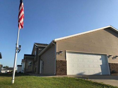 819 Woodbridge Cir, Dilworth, MN 56529-1514