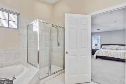 13109 Shinnecock Dr, Silver Spring MD 20904-7319 exterior