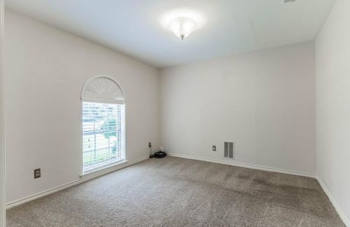 6007 Canyon Springs Rd, Dallas TX  75248-2116 exterior