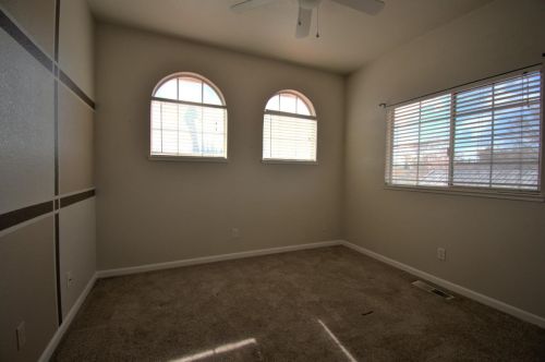 2234 Park Pl Ct, Los Banos CA 93635-5414 exterior