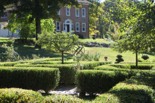 380 Hut Hill Rd, Bridgewater CT  06752-1720 exterior