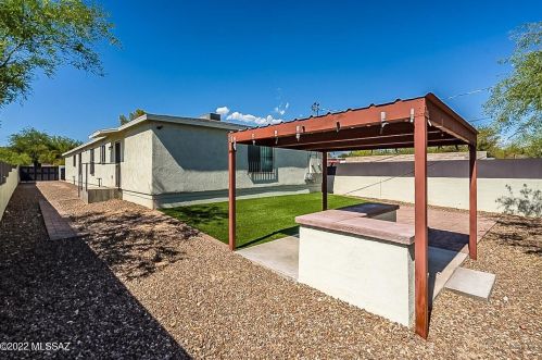 1736 8th St, Tucson, AZ 85719-5519