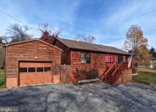 264 Cedar Ln, Richmond National Battlefiel, VA 22835-2913