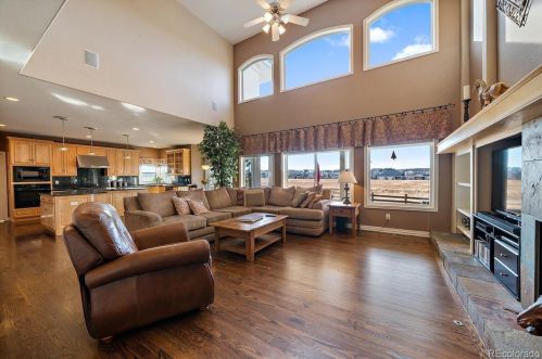 10195 Quarry Hl Pl, Parker CO 80134-3748 exterior