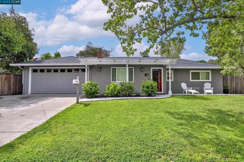 391 Maureen Ln, Concord CA  94523-2139 exterior