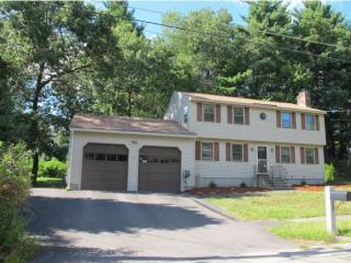 6 Margaret Cir, Nashua, NH 03062-1812