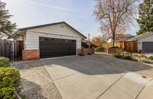 932 Cherrystone Dr, Los Gatos, CA 95032-3516