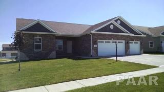 1616 Mackenzie St, Beverly Manor, IL 61571-9257