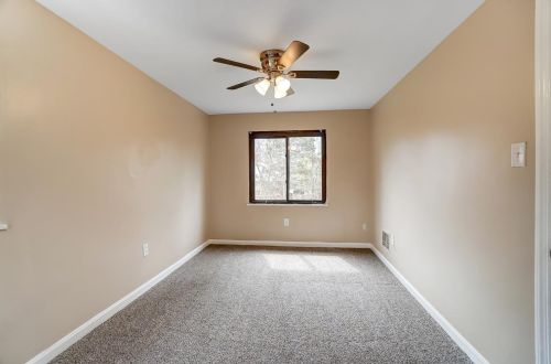 2033 Dallas Ave, Cincinnati OH  45239-4752 exterior