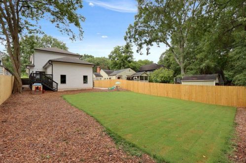 2552 Knox St, Atlanta GA  30317-2830 exterior