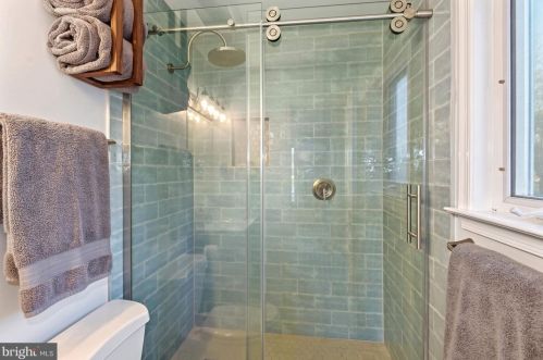 5070 Lerch Dr, Shady Side MD 20764-9650 exterior