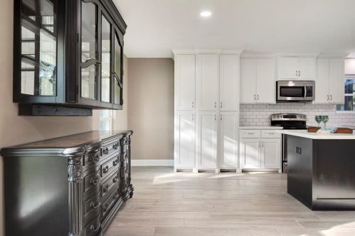 1741 Hialeah, Taylor Lake Village TX 77586-2938 exterior