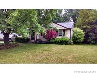 2 Lois Ave, Plantsville, CT 06479-1914