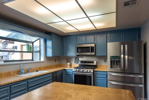 25809 Davis Way, Loma Linda, CA 92354-3907
