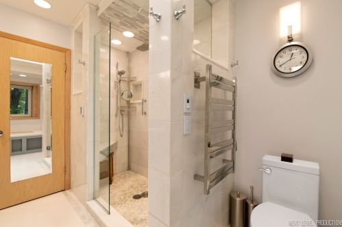 2740 Edgewood Ln, Bannockburn IL  60015-1617 exterior