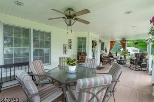 10 Saddle Ridge Rd, Andover, NJ 07821-5523