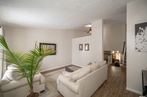 7976 Saint Ives Ln, Taylorsville, UT 84088-7614