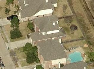 2333 Orleans Ln, Taylor Lake Village, TX 77586-2860