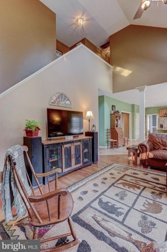 2407 Starcrest Dr, Silver Spring MD 20904-5459 exterior