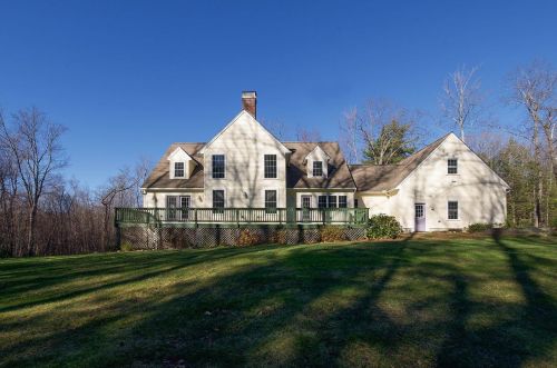 96 Harantis Lake Rd, Chester, NH 03036-4334
