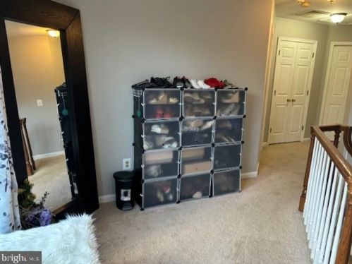 3909 Leaf Lawn Ln, Woodbridge VA  22192-4901 exterior