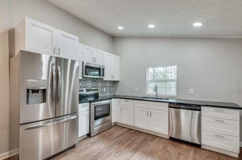 979 Billings Ave, Atlanta GA  30315-6903 exterior