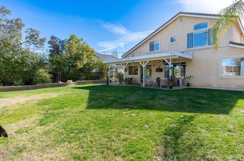 1349 Fitzgerald Rd, Simi Valley CA  93065-4480 exterior