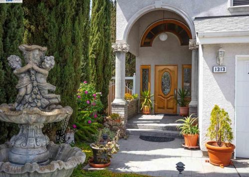 1313 145th Ave, San Leandro, CA 94578-2820
