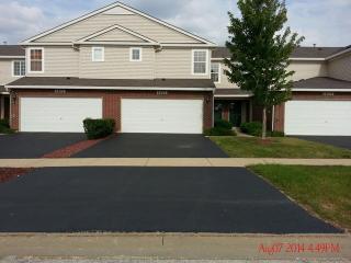 1013 Fieldside Dr, Matteson, IL 60443-2913