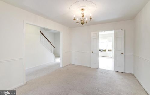 7722 Bristol Sq Ct, Springfield VA  22153-3120 exterior