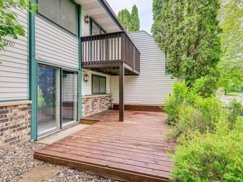 1700 Hickory Hill Dr, Saint Paul MN  55122-2410 exterior